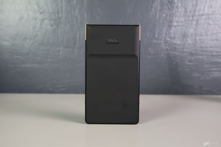 Sony Walkman ZX707 (10)