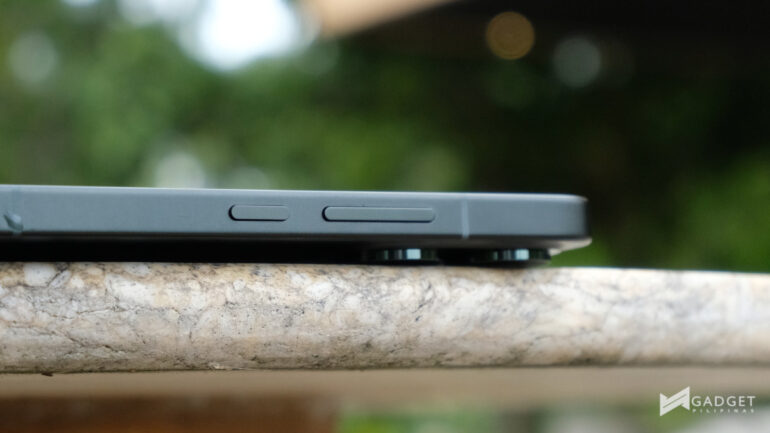 OPPO Reno14 5G First Impressions buttons