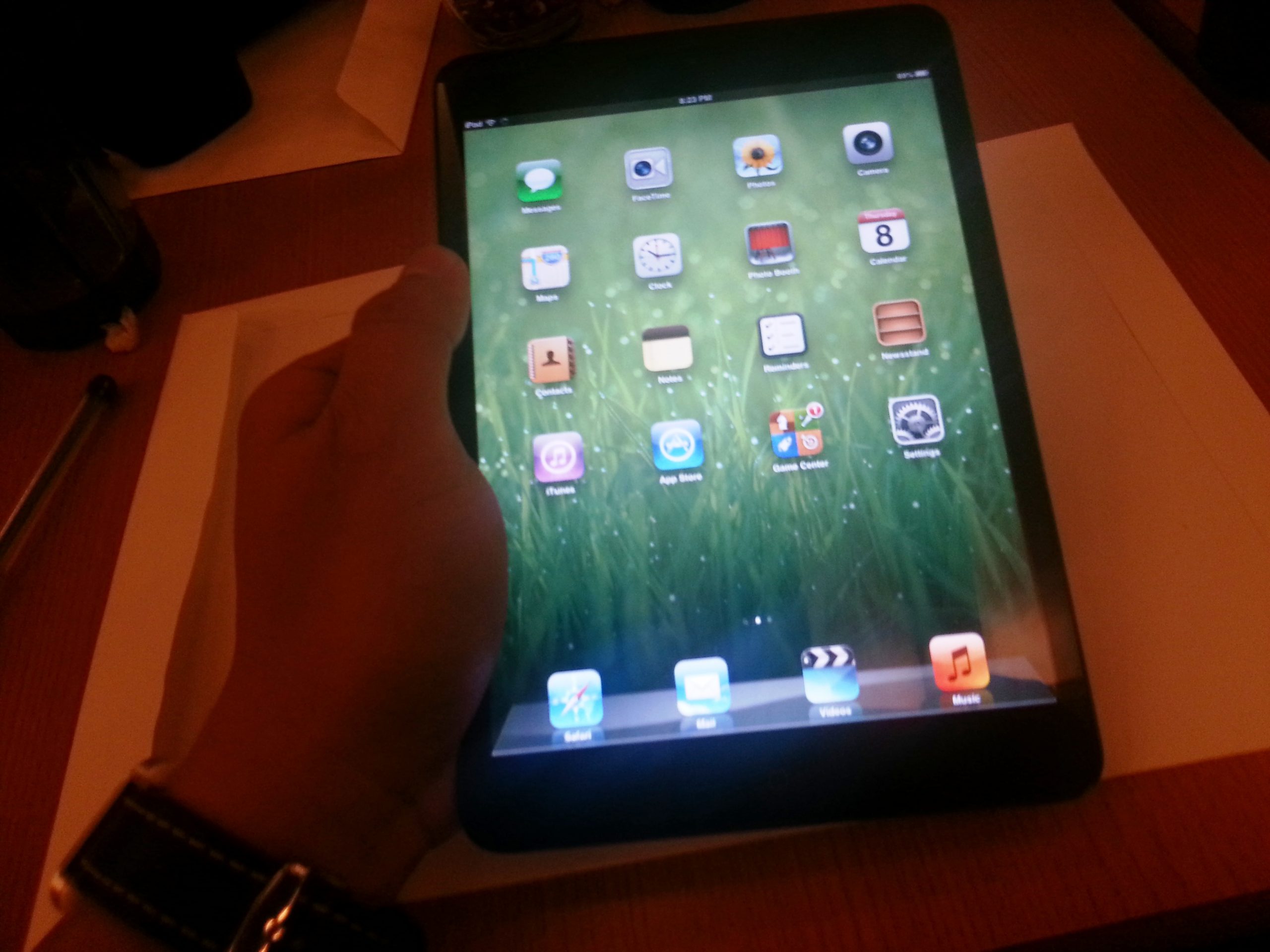 Official Apple Resellers to Launch iPad Mini and iPad 4 this Weekend?