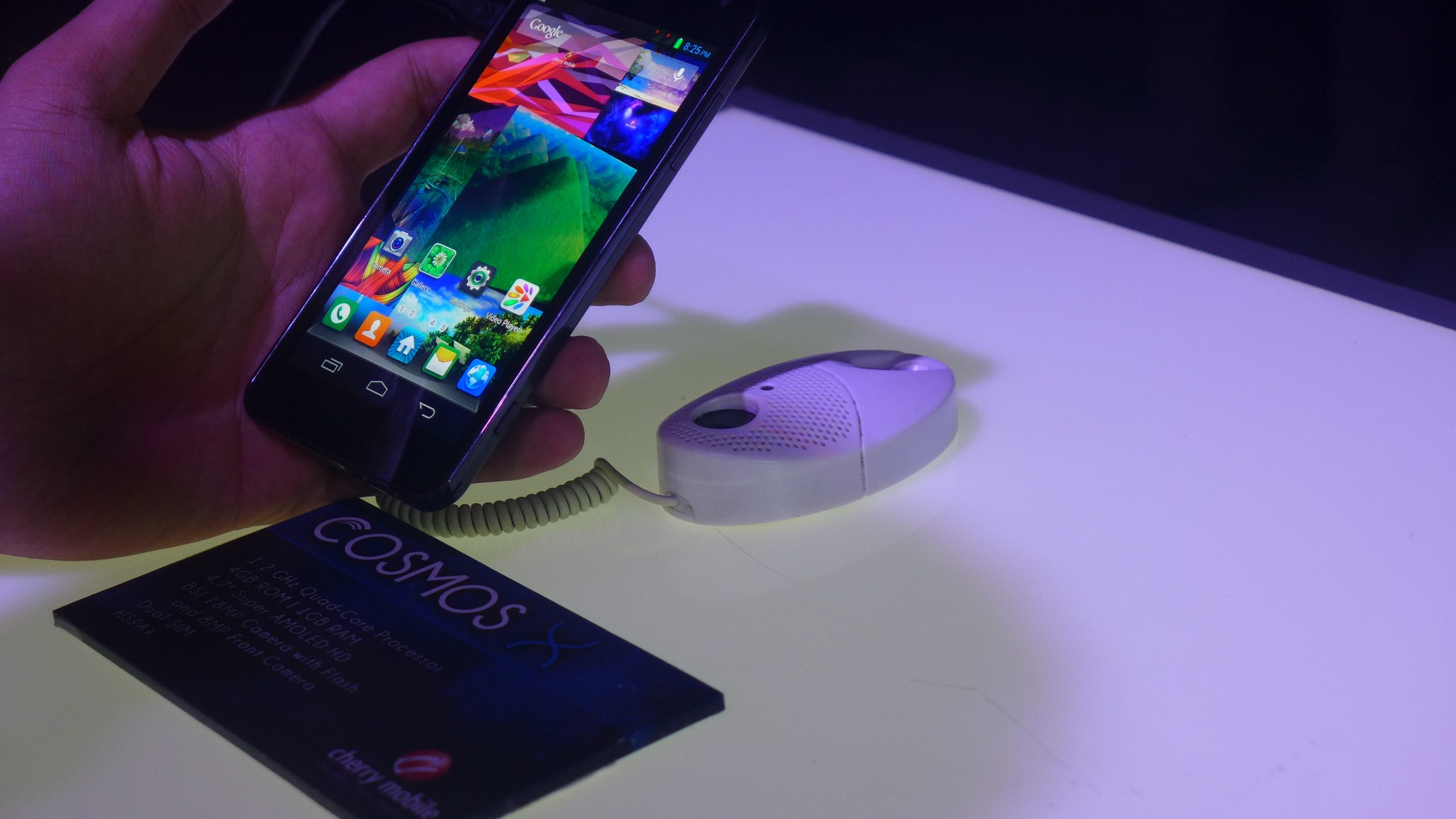 Cherry Mobile Cosmos X, PhP9999 Super Amoled with 1.2 Quad Core Processor