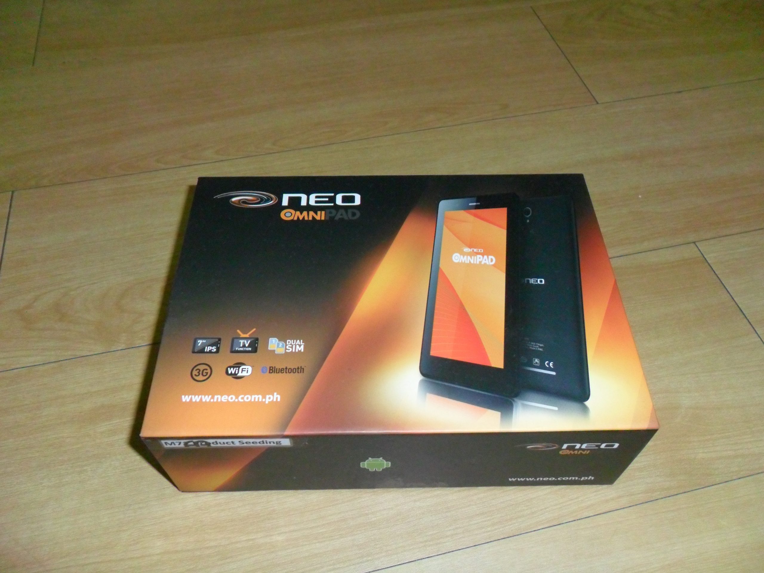 NEO Omnipad M71-3G Unboxing and Review