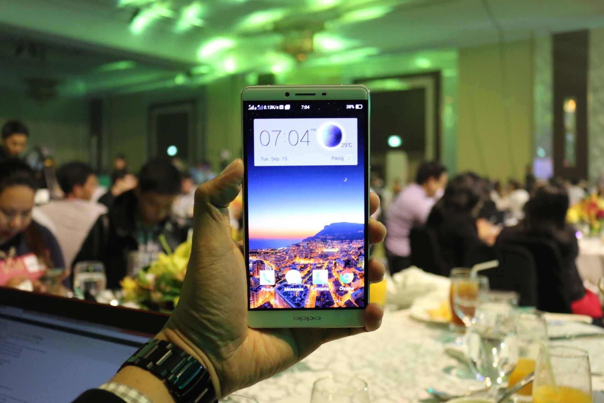 OPPO Launches the R7 Series with a BANG