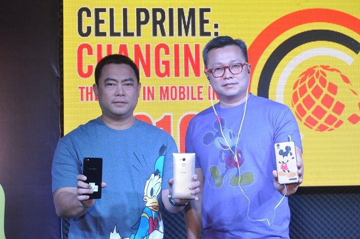 The makers of CloudFone, Cellprime, has rolled out a broad spectrum of mobile devices through their collaborations and partnerships with global and local brands. Here pictured, (from left) Jaime Alcantara, Cellprime Chief Operating Officer, and Eric Yu, Cellprime President introduces devices from (with Jaime) Hyundai, Gionee, and (with Eric) Disney accessories.