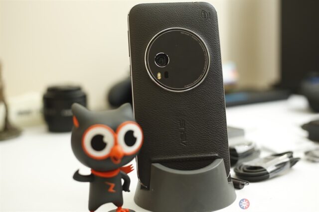 ASUS Zenfone Zoom6