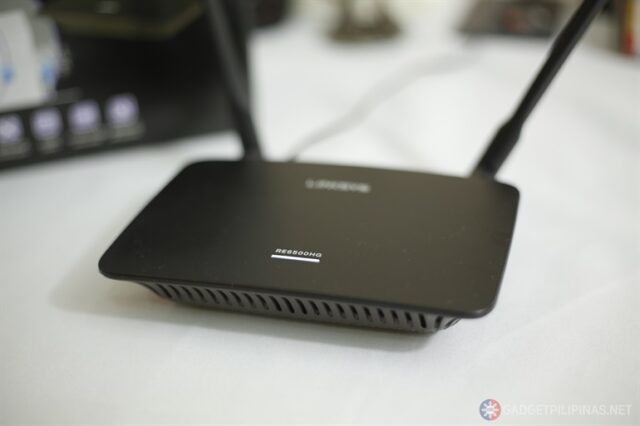 Linksys RE6500 AC1200 Review 3