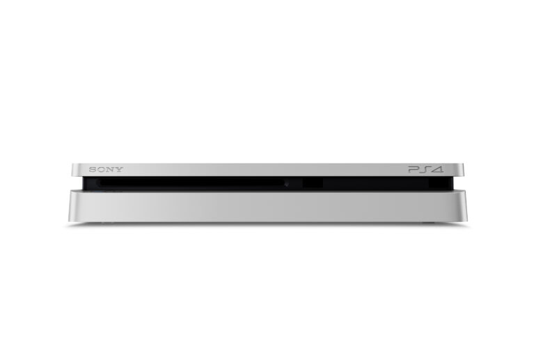 PS4 2000 Silver 09