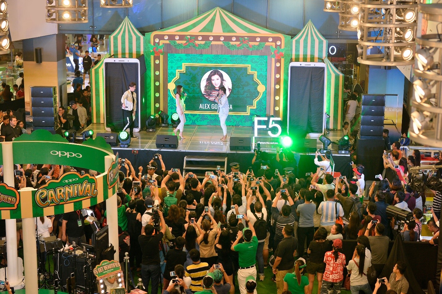 OPPO Kicks off First Day of Sale for the F5 with a Carnival Roadshow!