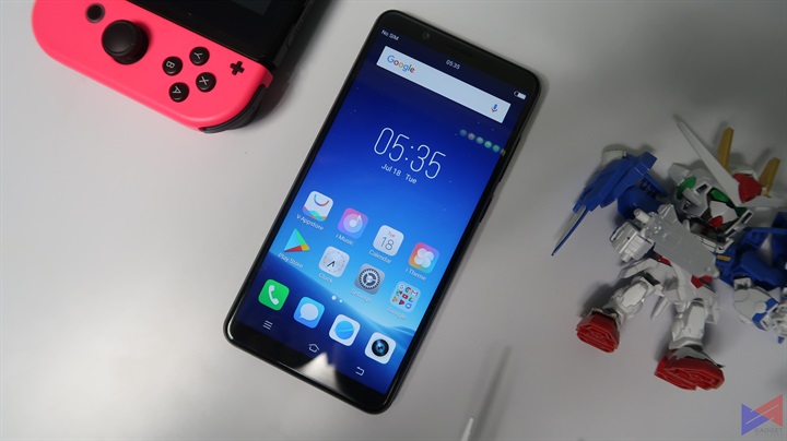 Vivo V7 Review: The Better Deal?