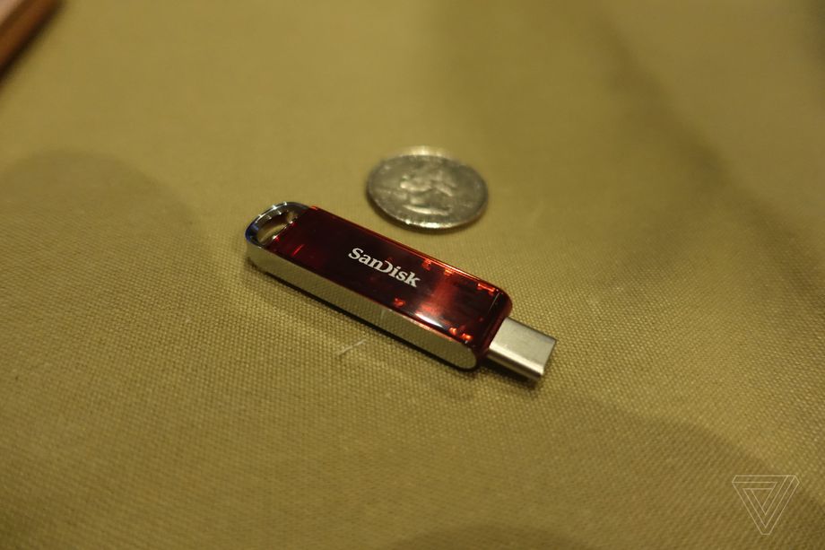 SanDisk Announces World’s Smallest 1TB USB-C Flash Drive