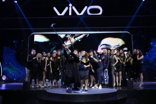 Vivo family V7launch