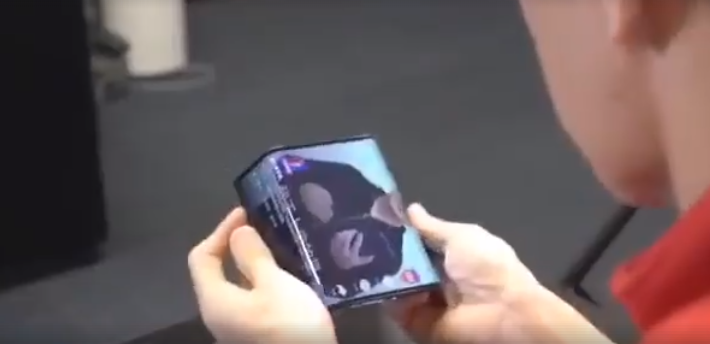 Xiaomi Showcases its Foldable Smartphone!