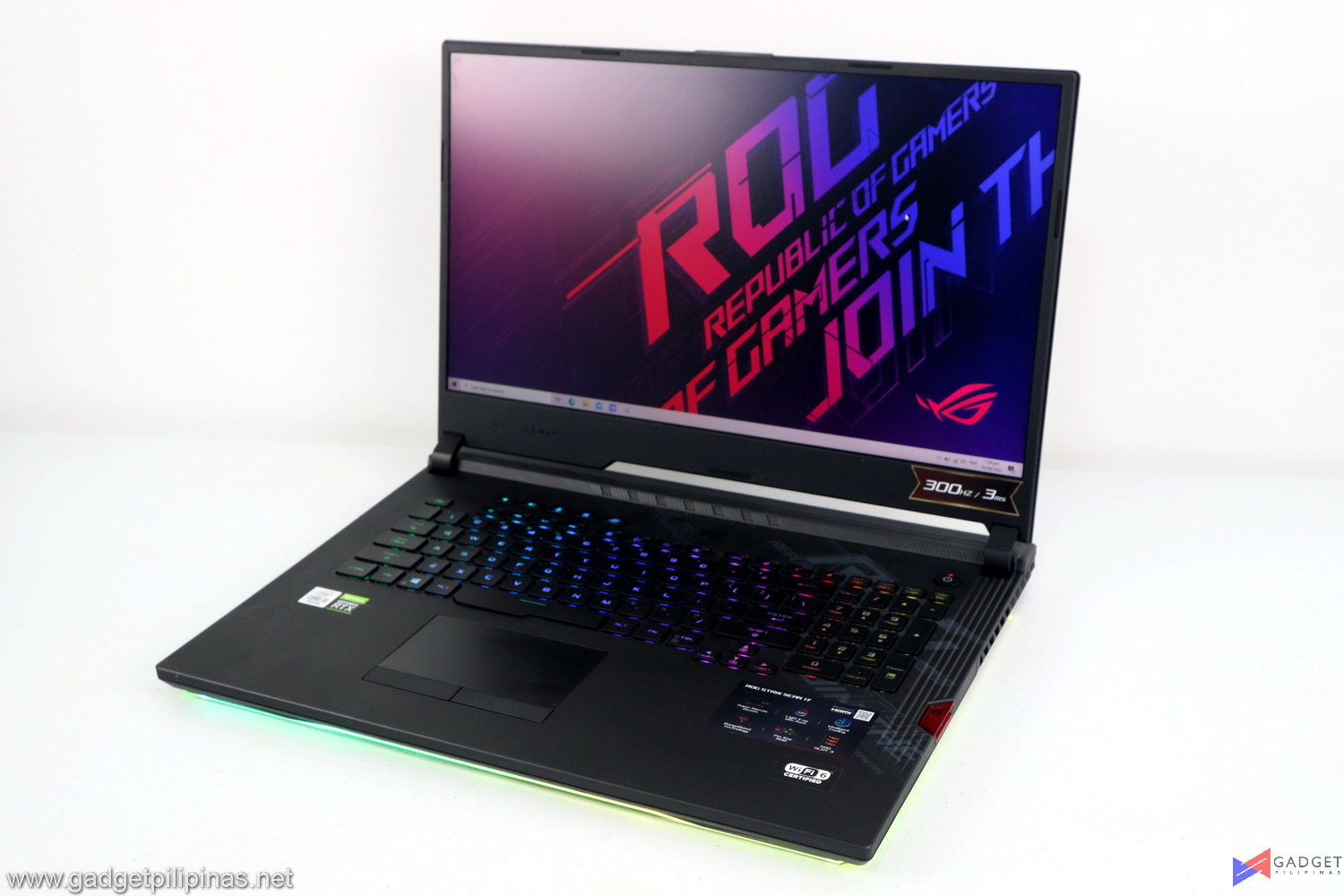ROG Strix Scar 17 G732LXS Review – Just The Right Amount of Overkill