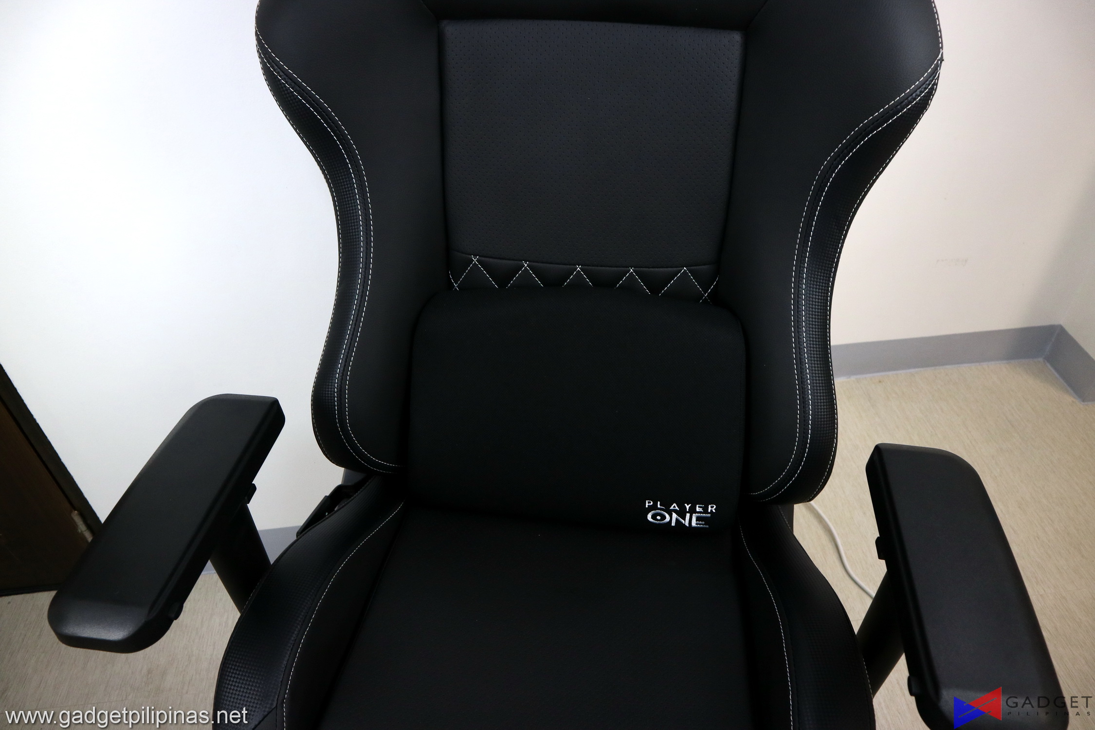 Player One Ghost v2 Gaming Chair Review 101