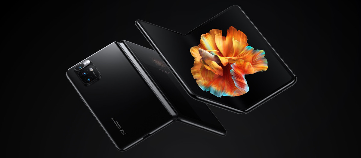 Xiaomi Debuts the Mi Mix Fold, Its First Foldable Device