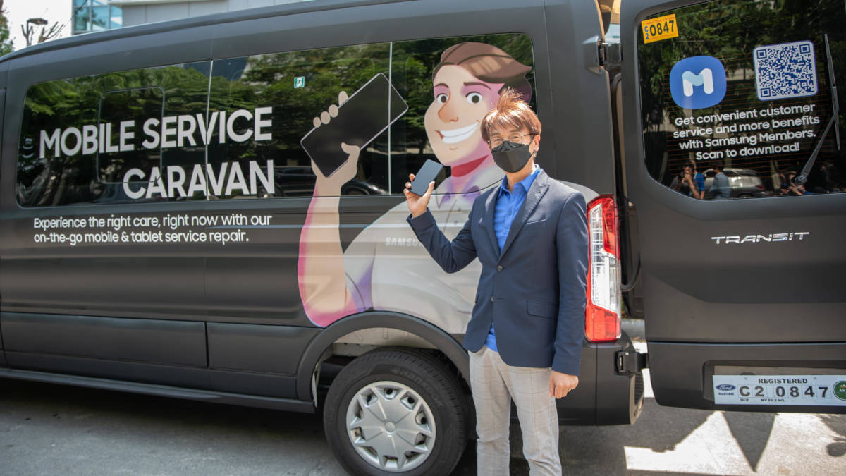 Samsung Brings its Service Center to Customers with its Galaxy Mobile Service Caravan