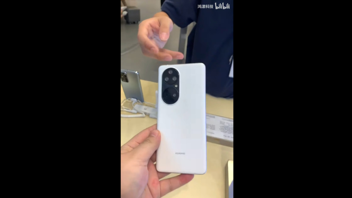 Huawei P50 Pro Dummy Unit Hands-on Video Surfaces