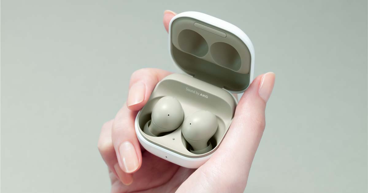 Samsung Galaxy Buds2 Boasts Curved Design, ANC, and Up to 20 Hours of Uptime