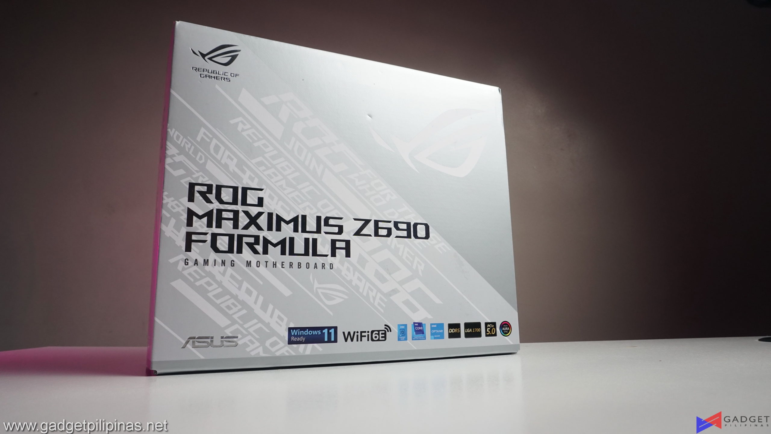 ASUS ROG Maximus Z690 Formula Motherboard Overview
