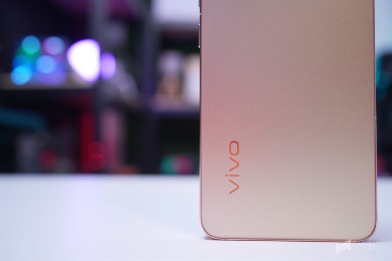 vivo v23 5g review