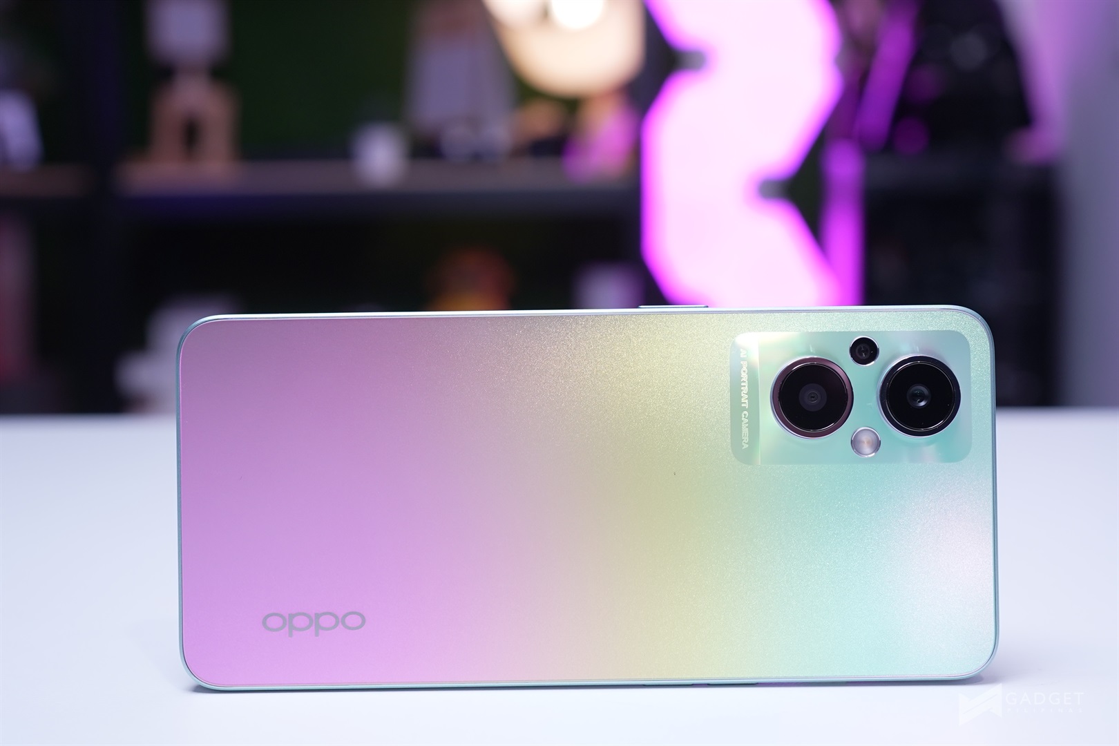 OPPO Reno 7 Z 5G: Unboxing and First Impressions