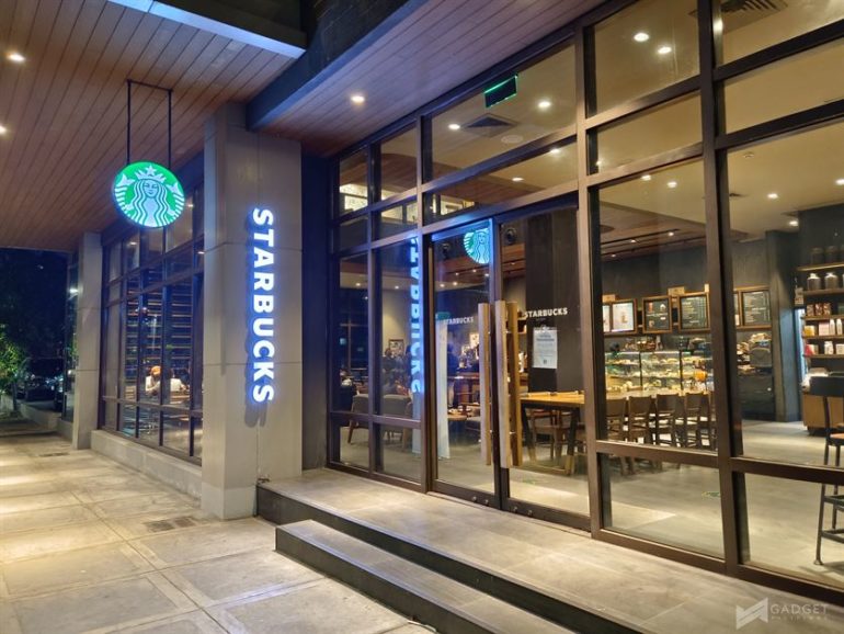 Starbucks Mobile Order and Pay (21)