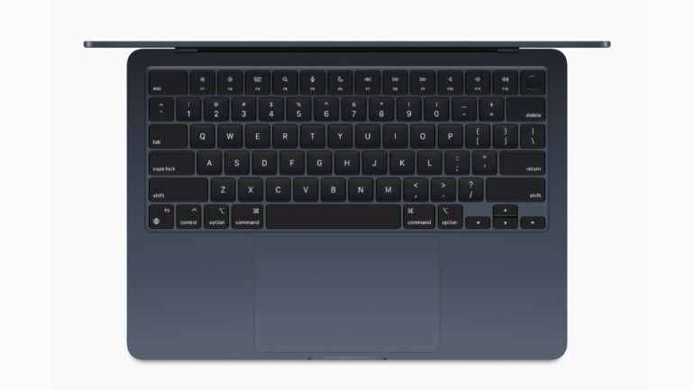 MacBook Air - M2 - keyboard