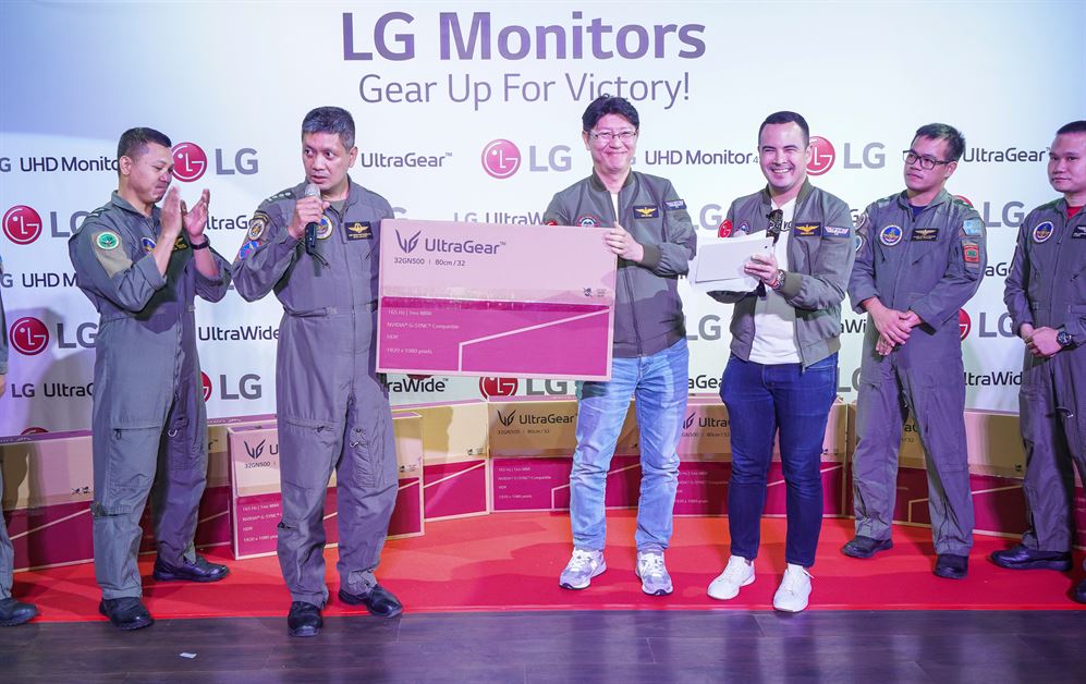 LG UltraGear Monitors Donated to PH Navy (2)