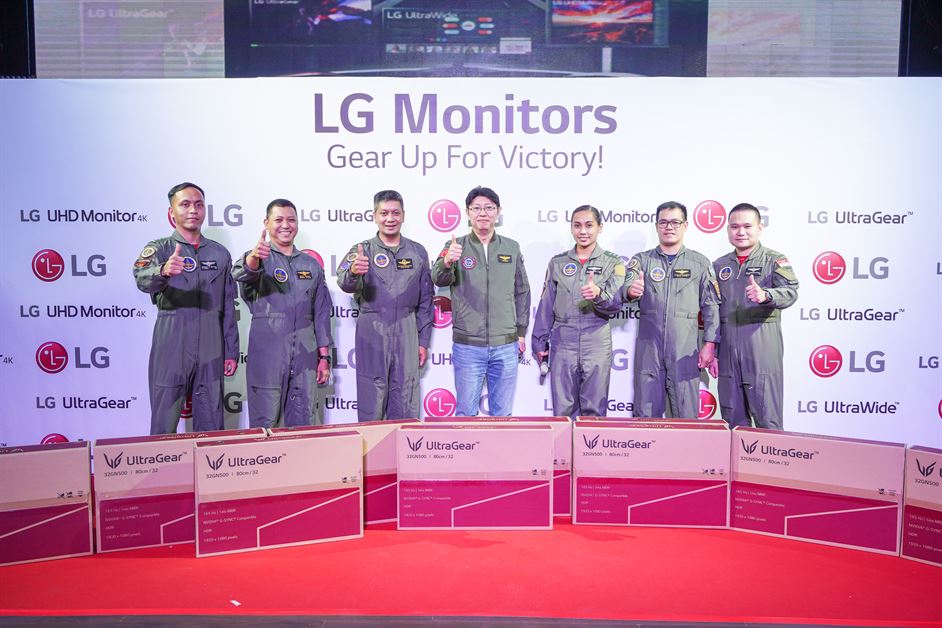 LG UltraGear Monitors Donated to PH Navy (4)