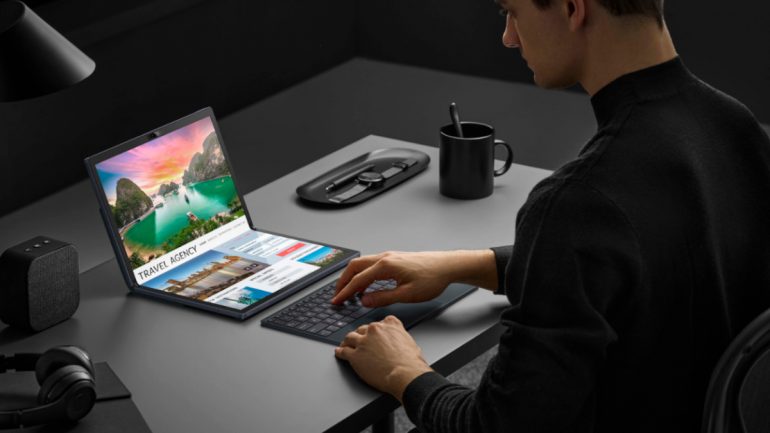 ASUS Zenbook 17 Fold OLED - extended- IFA 2022