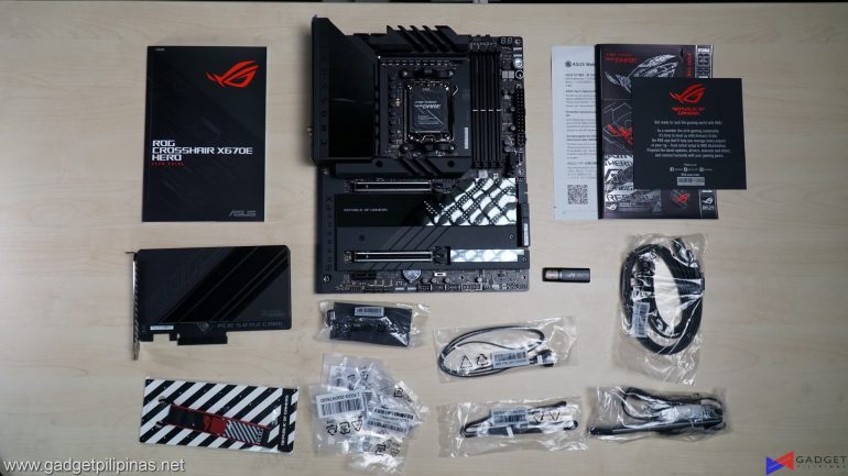 ASUS ROG Crosshair X670E Hero Review 033