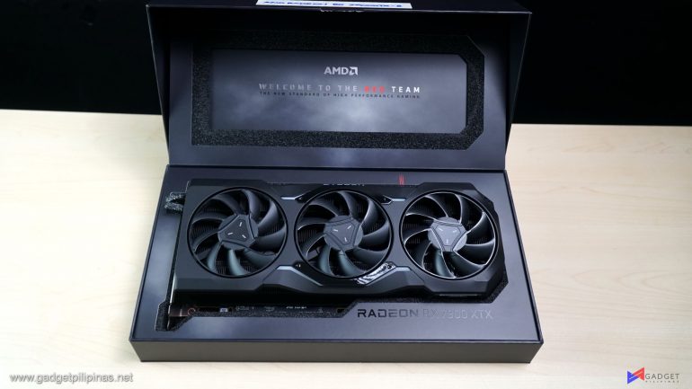 AMD Radeon RX 7900 XTX Review 11