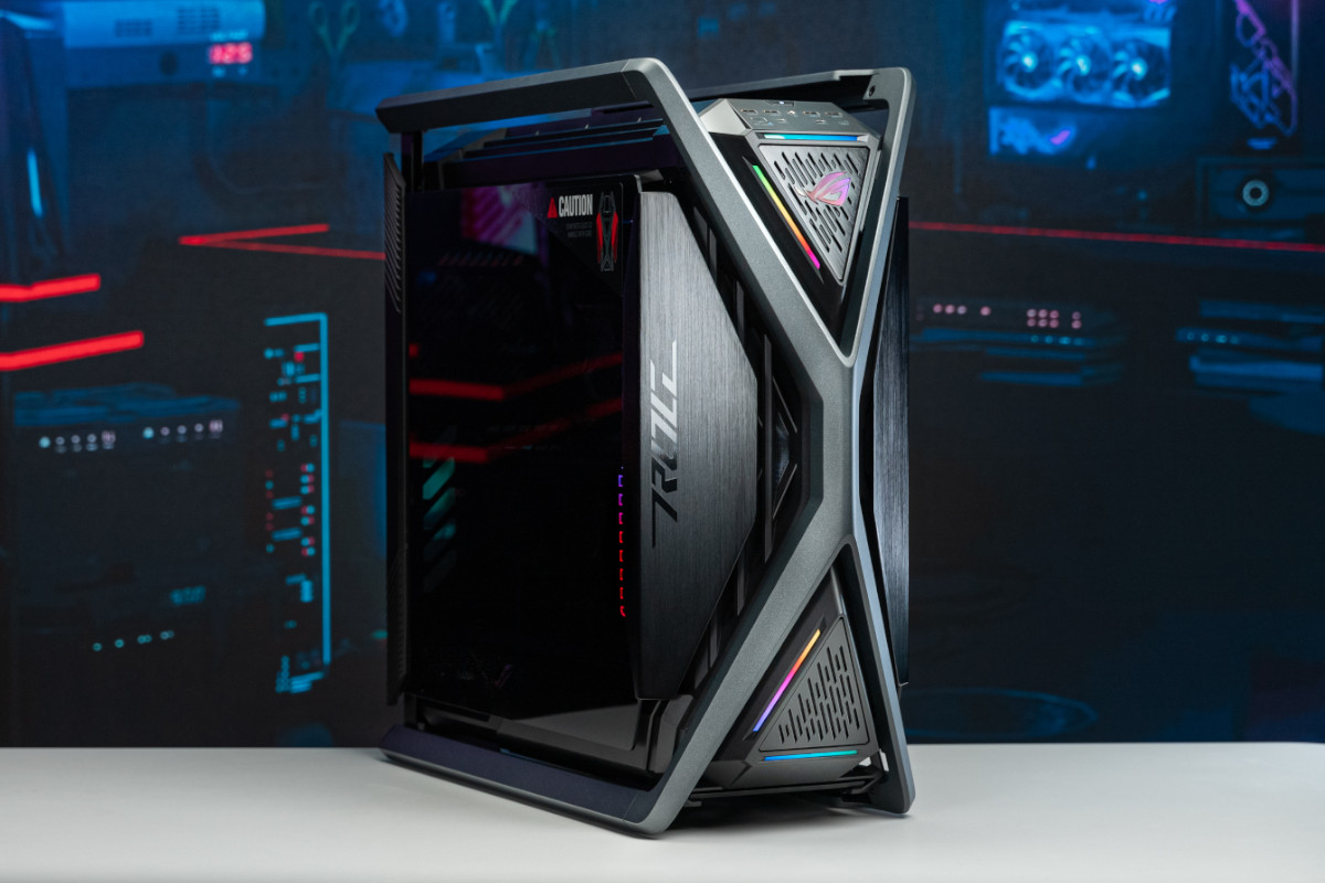 ASUS ROG Unveils Hyperion GR701 Full-Tower Gaming Case at CES 2023