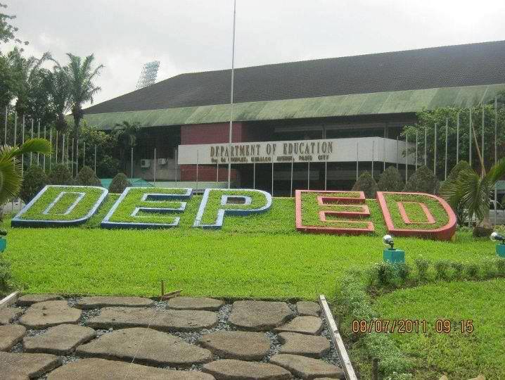 DepEd Allegedly Procured an Overpriced Entry-level Camera