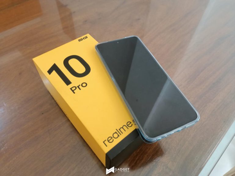 realme 10 Pro 5G dengan kotak