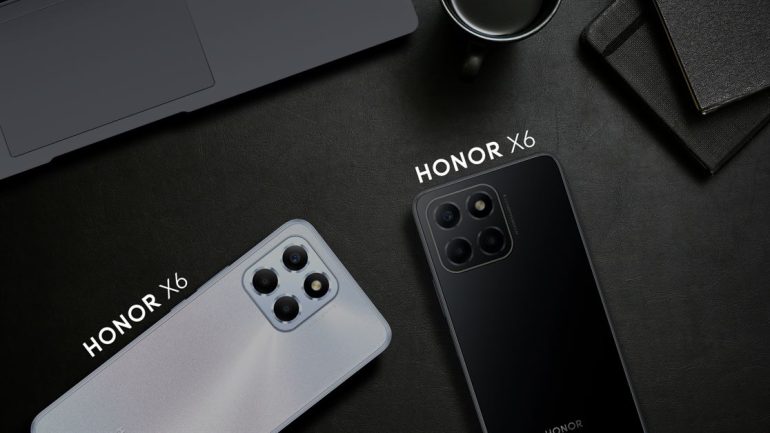 Lifestyle Photo - HONOR X6