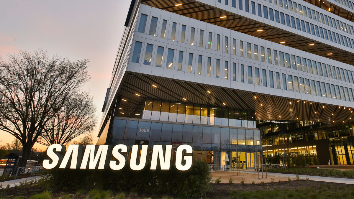 Former Samsung Executive Charged with Stealing Chip Secrets to Set up Factory in China