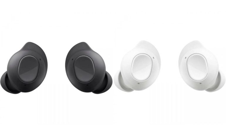 Galaxy Buds FE black and white