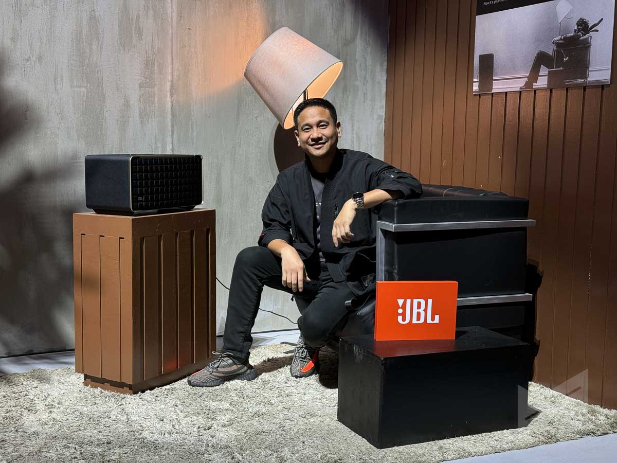 JBL Authentics Speaker Range and Spinner BT Turntable: A Retro Revival for the Modern Audiophile