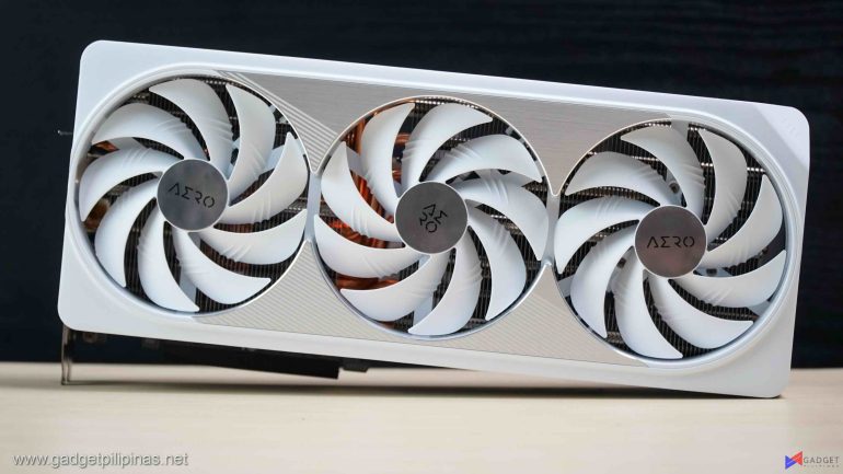 Gigabyte RTX 4080 SUPER AERO OC Review 035