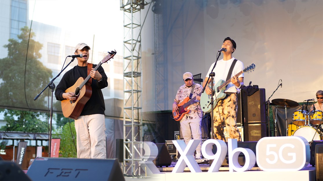 Jarlo Base and Over October opens the HONOR X9b 5G Bagsakan Concert