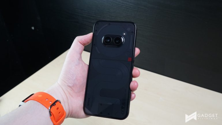 Nothing Phone (2a) First Impression and Unboxing back