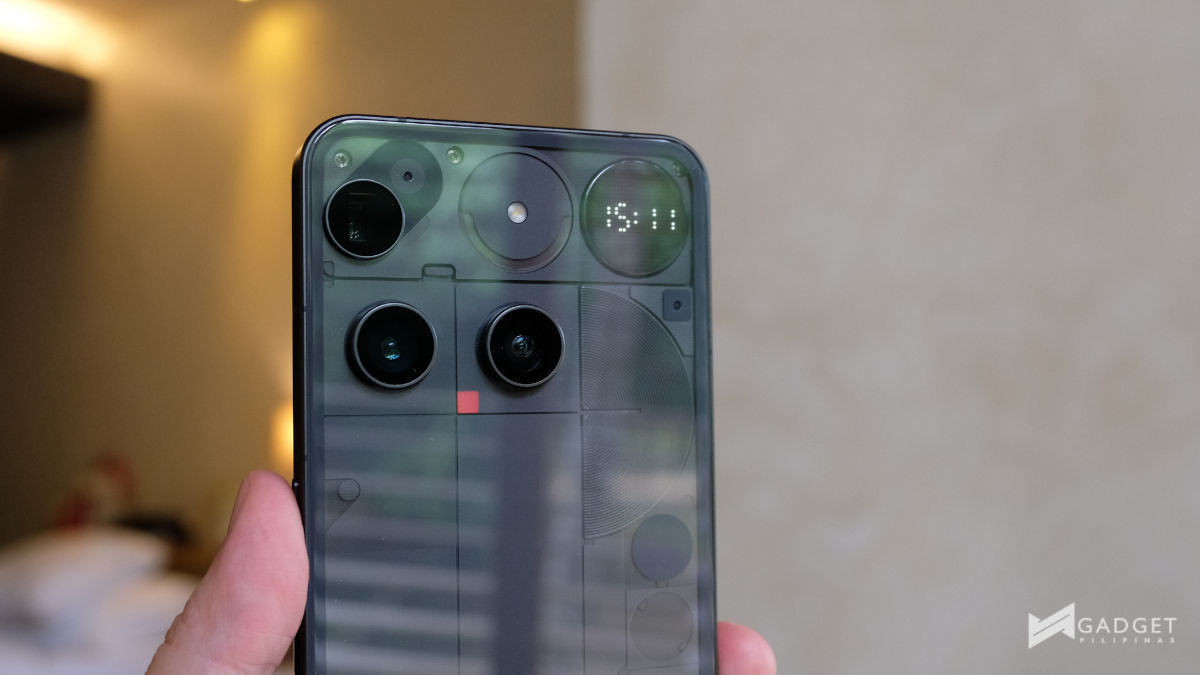 Nothing Phone (3) stock photos issue 1