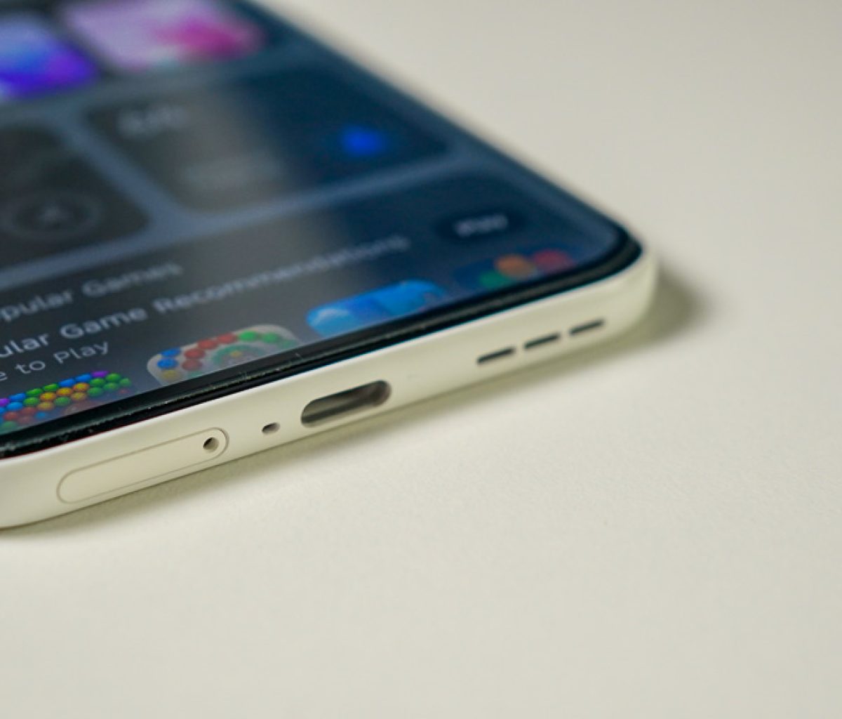 TECNO Slim Review 25