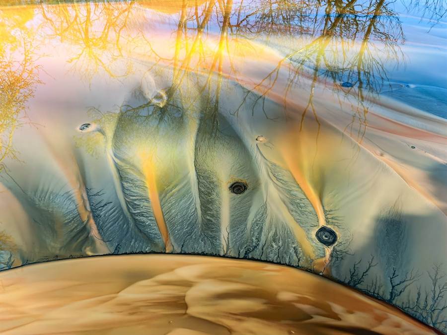 Ethereal Lines by Gheorghe Popa Romania with HUAWEI Pura 80 Ultra