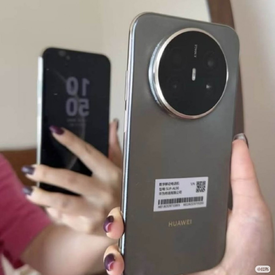 HUAWEI Mate 70 Air leak images 1