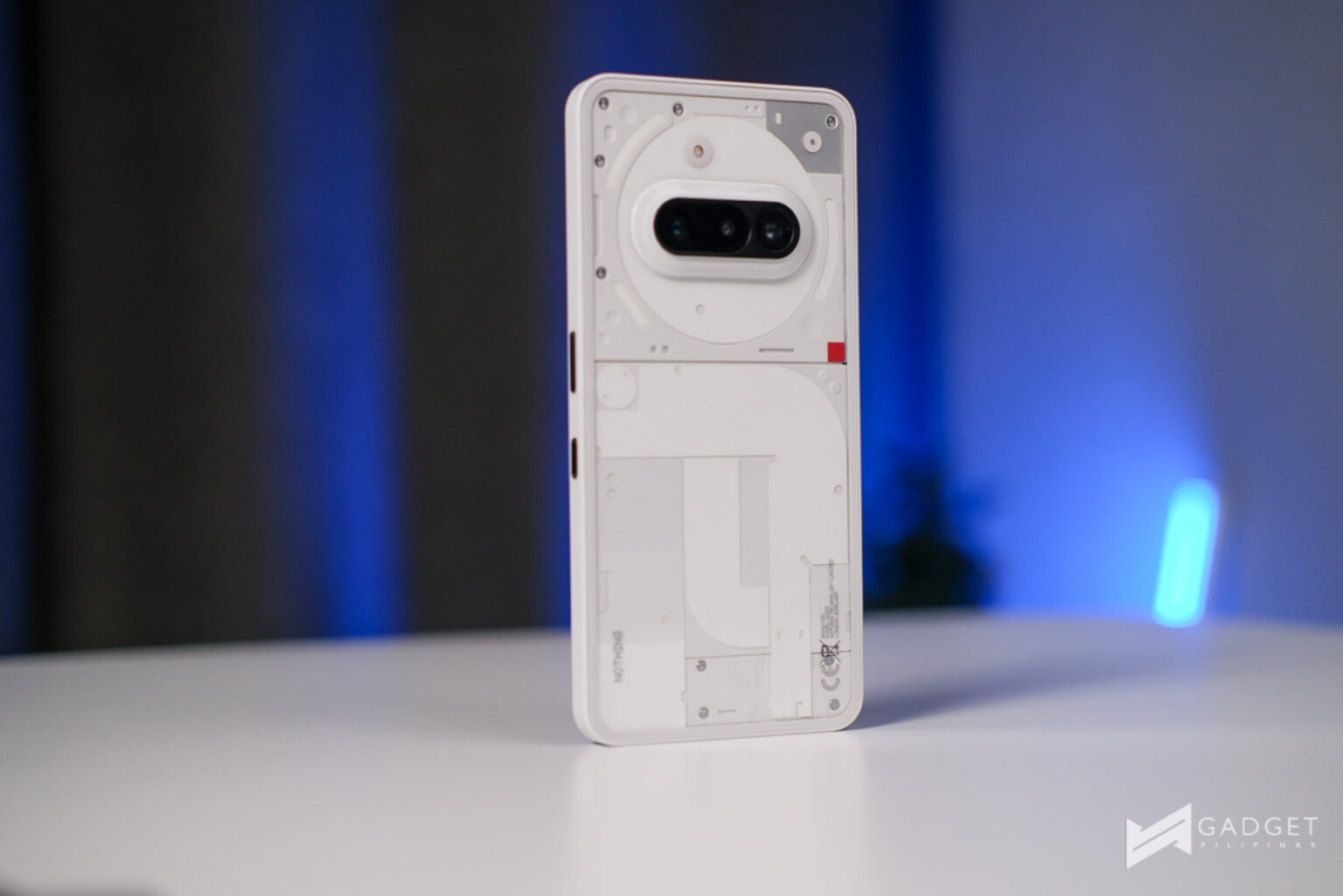 Nothing Gift Guide Phone (3a)