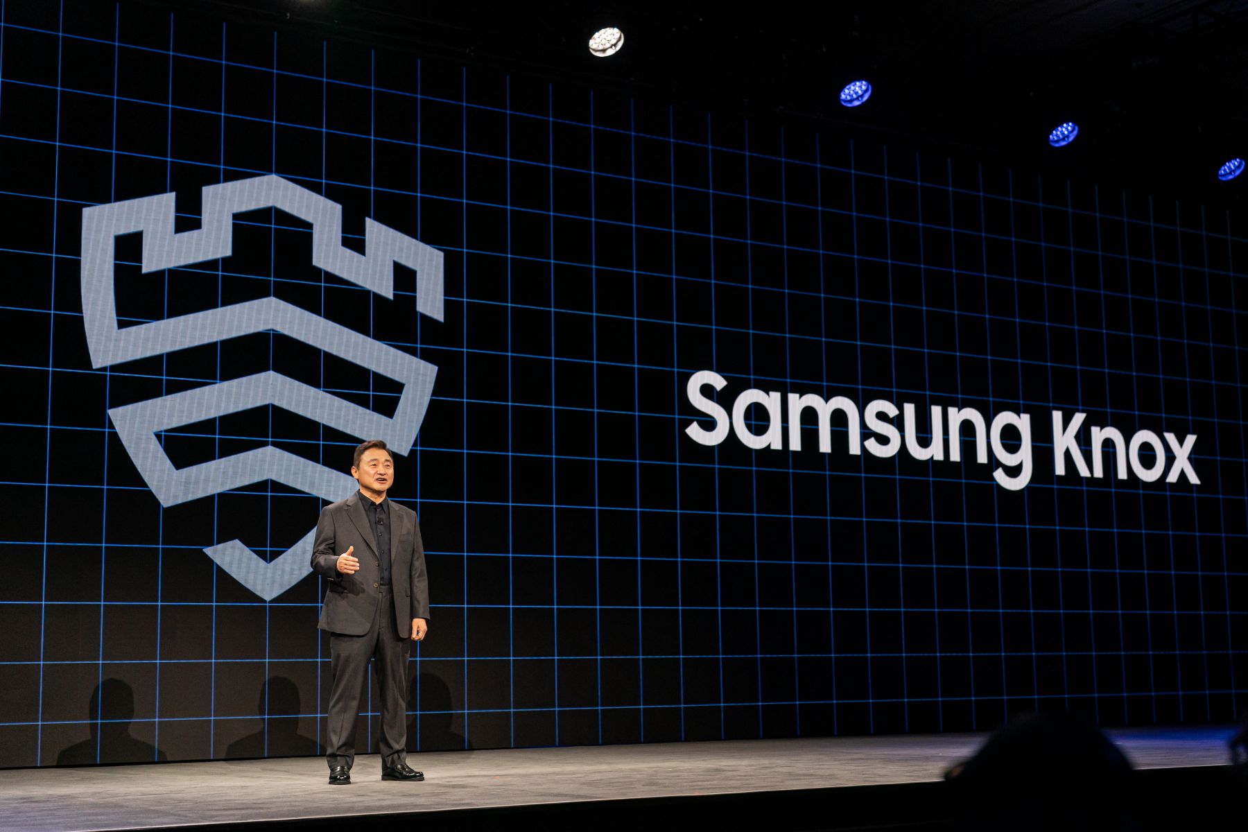 Samsung The First look 7