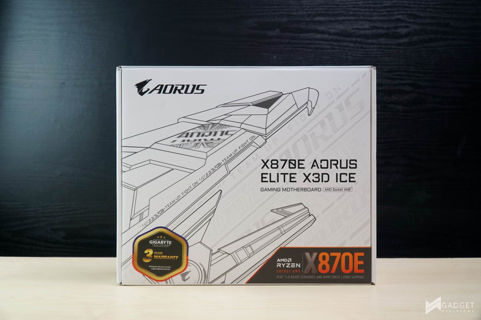 Gigabyte X870E Aorus Elite X3D ICE Review 001