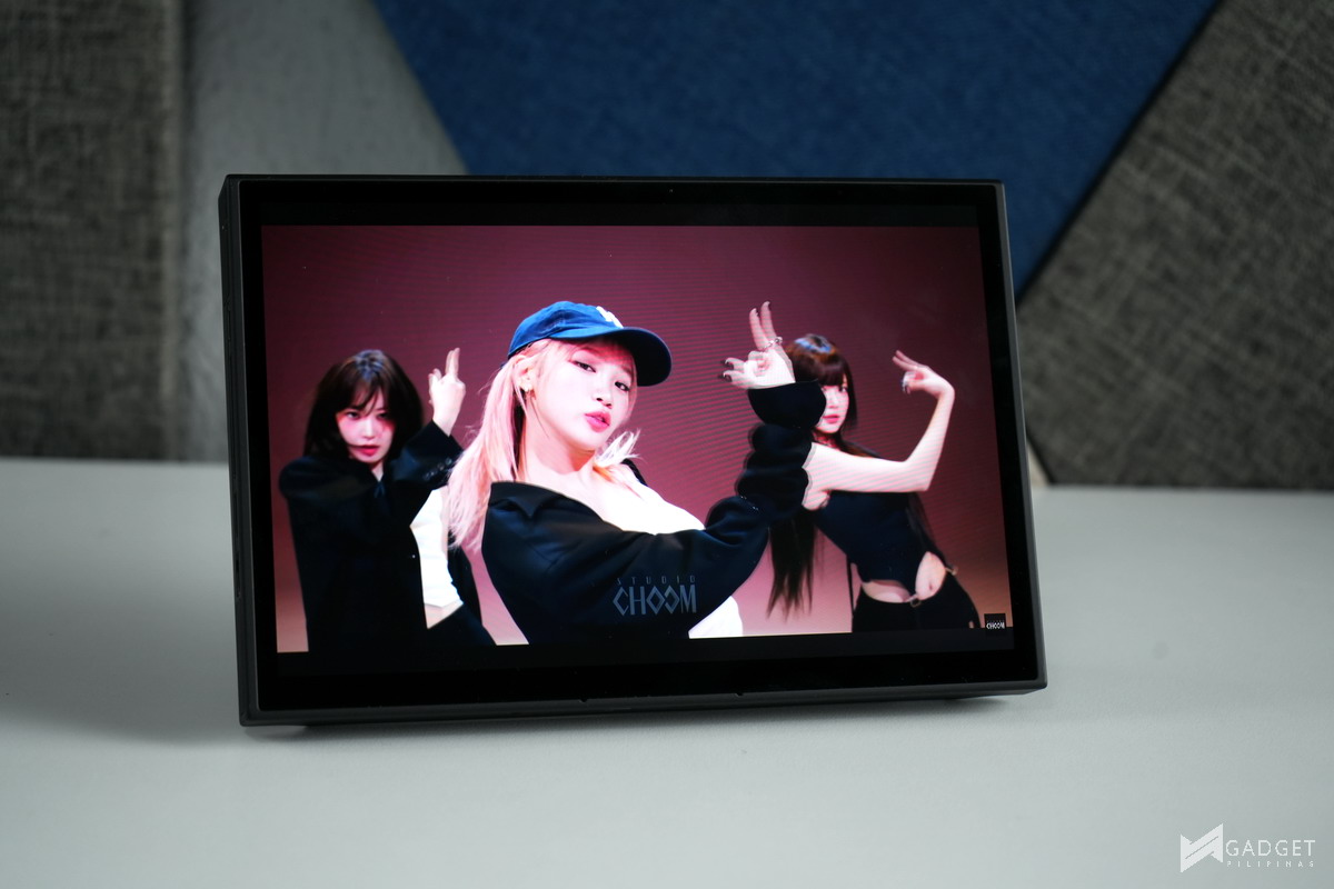 Lenovo Legion Go 2 Review OLED