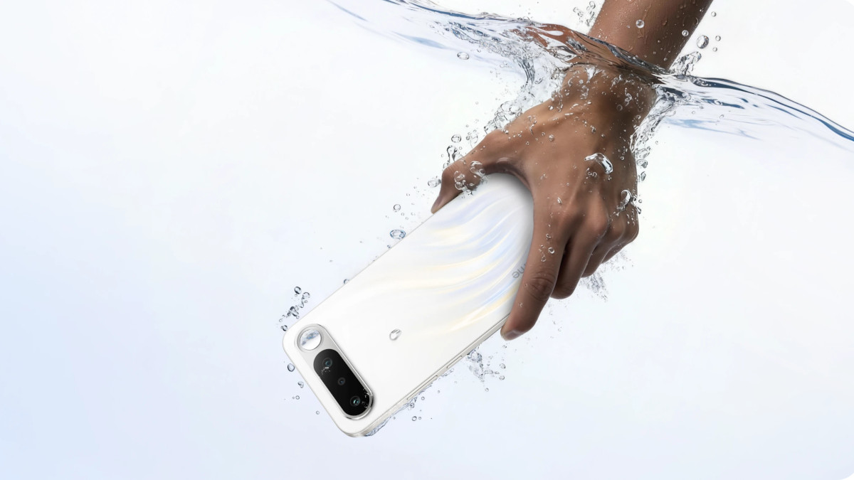 realme 16 5G Vietnam launch IP rating